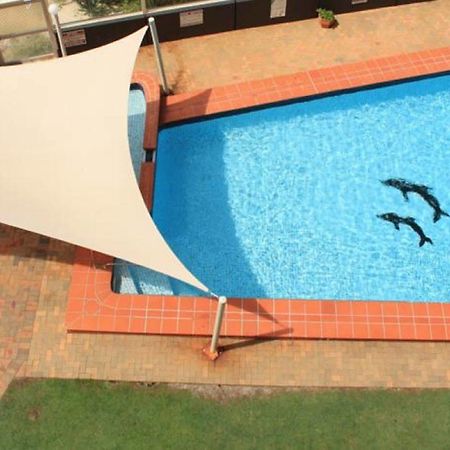 President Holiday Apartments - Absolute Beachfront Gold Coast Extérieur photo