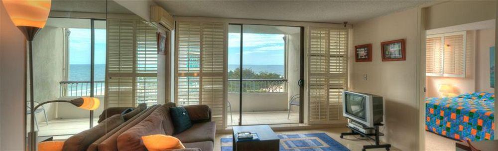 President Holiday Apartments - Absolute Beachfront Gold Coast Extérieur photo