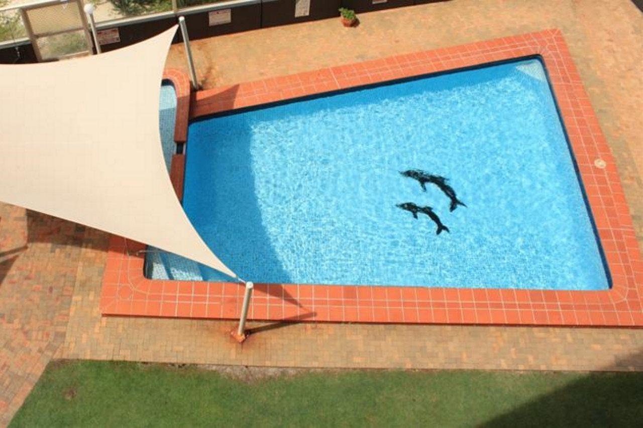 President Holiday Apartments - Absolute Beachfront Gold Coast Extérieur photo