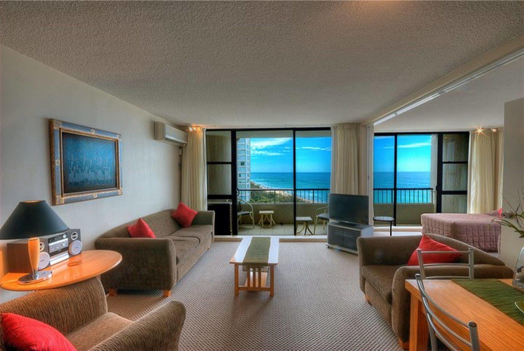 President Holiday Apartments - Absolute Beachfront Gold Coast Extérieur photo